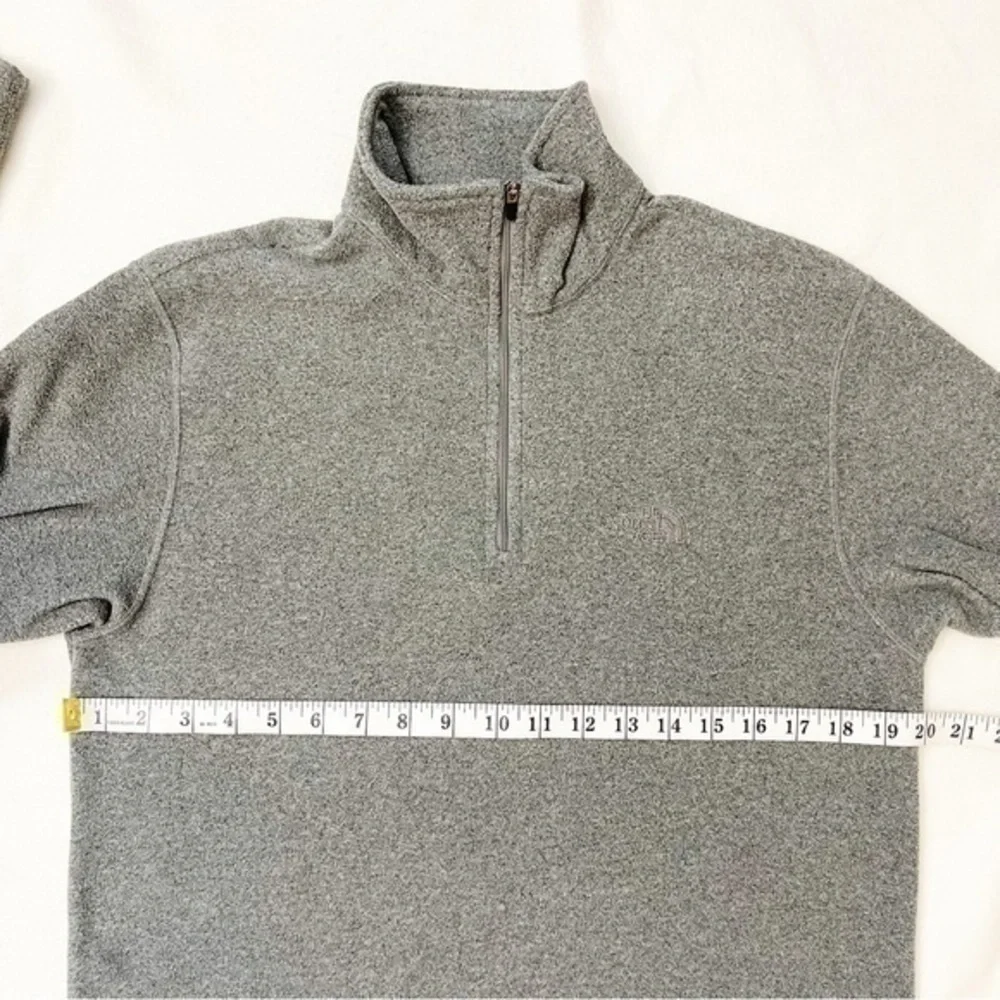 The North Face TKA100 Men Fleece Jacket Size small
